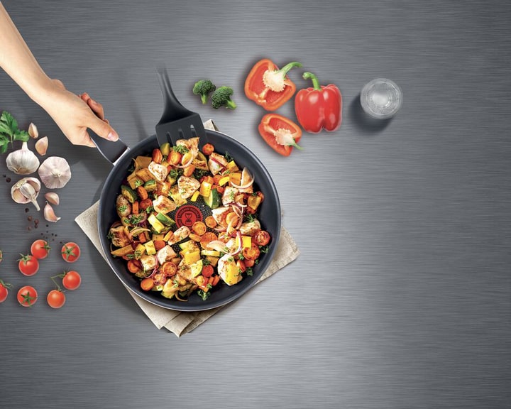картинка Пательня Tefal XL Intense 24 см (C3840453) от магазина Компания+