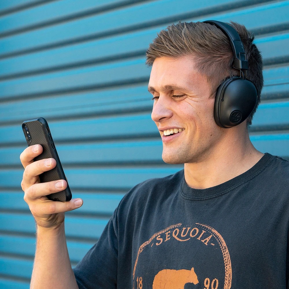 Bluetooth-гарнітура JLab Studio Pro Wireless Black (IEUHBASTUDIOPRORBLK4) | ARAGO