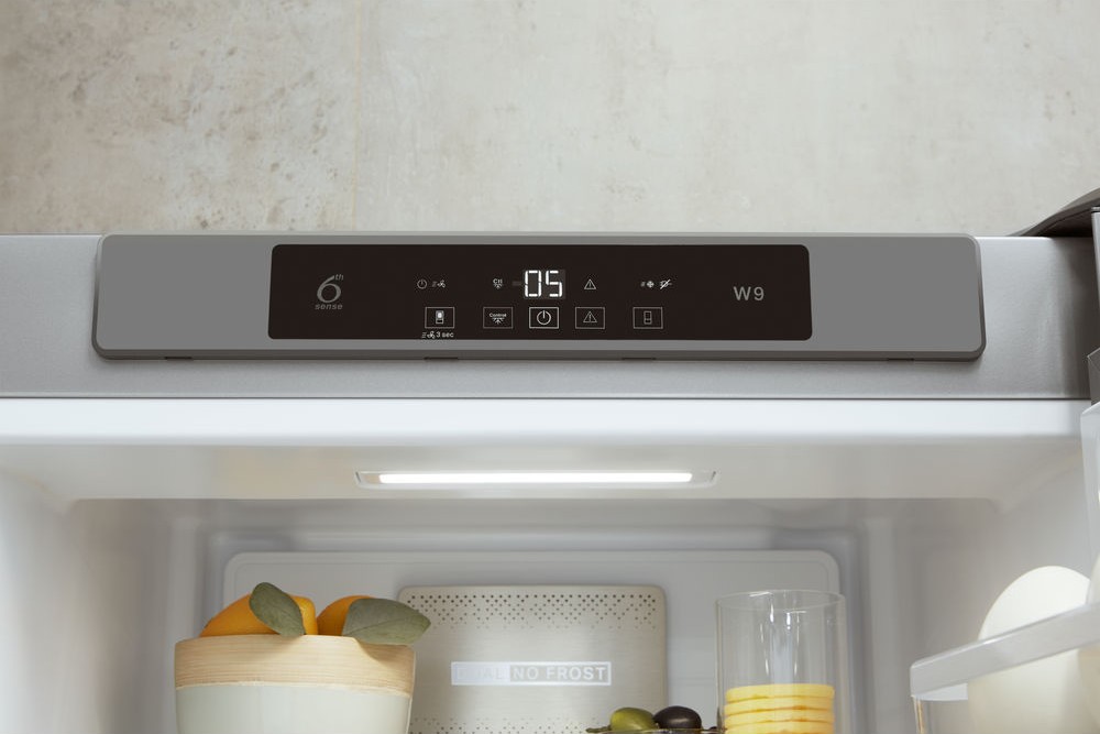 картинка Холодильник Whirlpool W9 921C OX от магазина Компания+