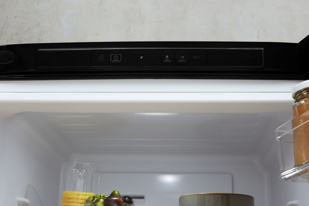 картинка Холодильник Whirlpool W7 811I K от магазина Компания+