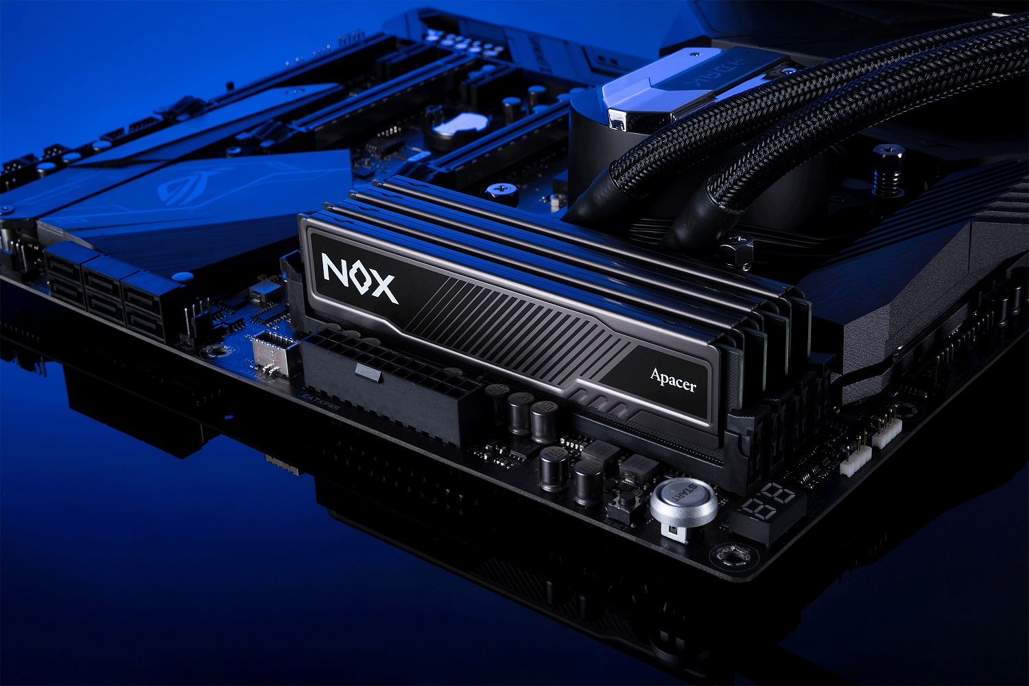 Модуль пам`ятi DDR4 2x8GB/2666 Apacer NOX (AH4U16G26C08YMBAA-2) | ARAGO